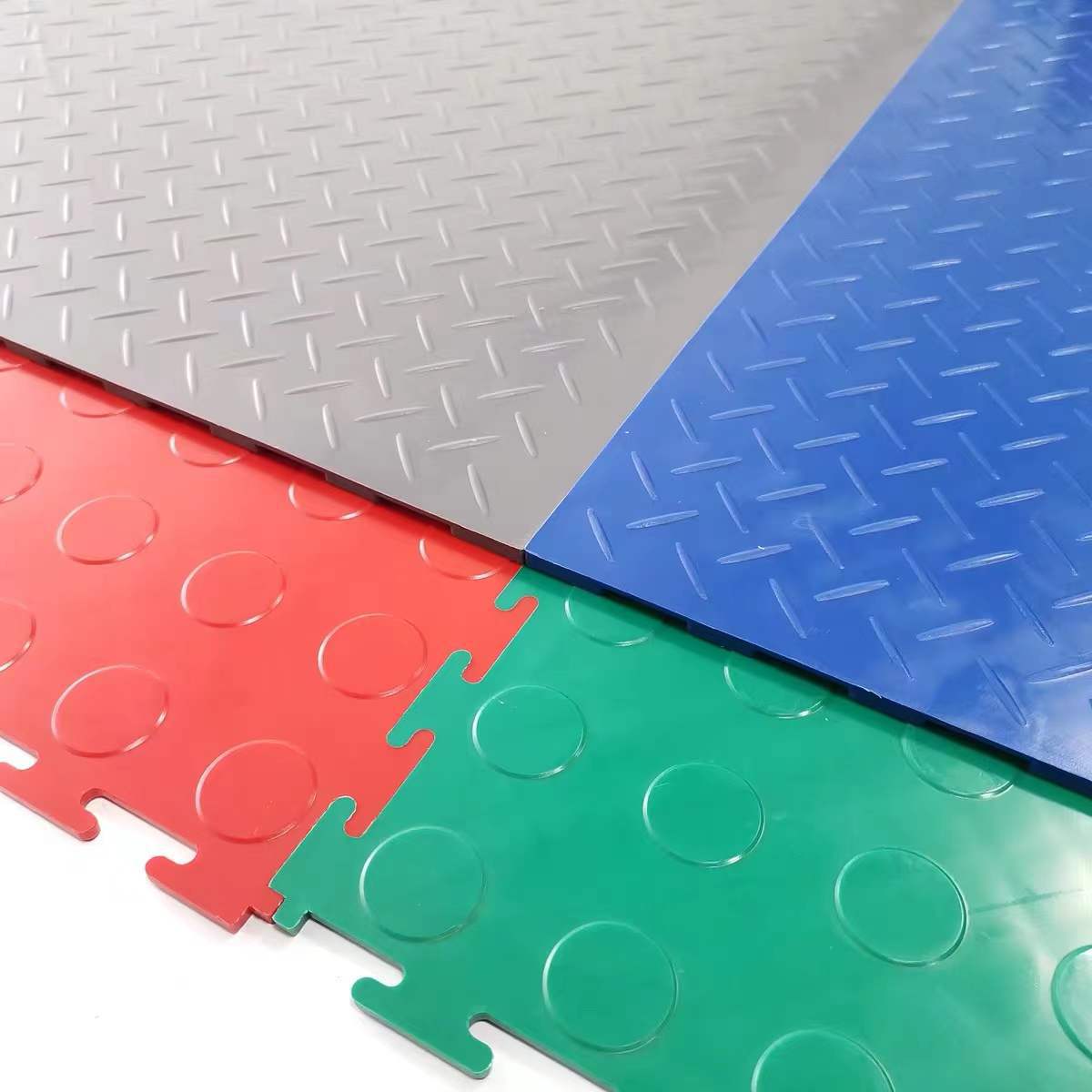 新品欣尔沃工业车间pvc地板耐磨抗压承重10吨地胶一体成型地垫