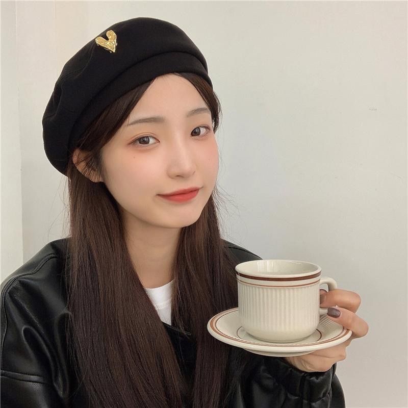 Korean Style Internet Hot Love Beret Female Autumn Winter Retro Metal Label Black Design Sense Niche Painter Cap