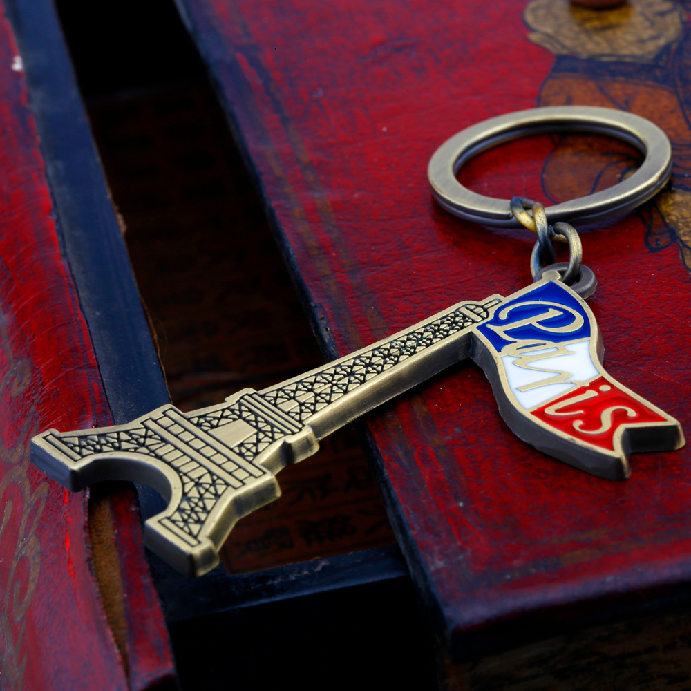 Metal Vintage Keychain Custom France Paris Eiffel Tower Commemorative Gift Epoxy DIY Key Pendants