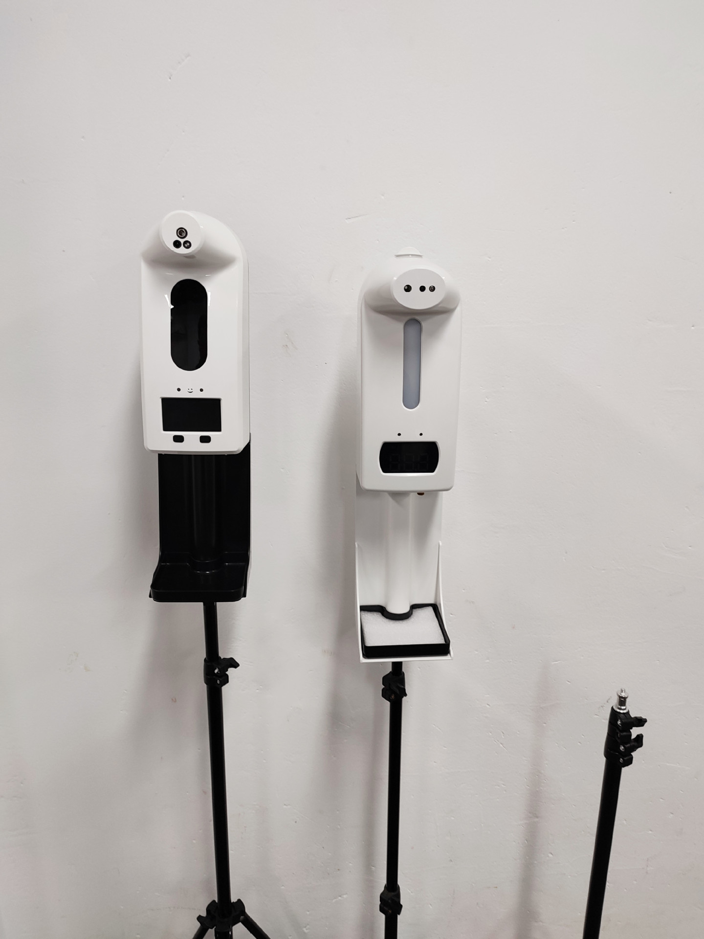 k10pro 智能皂液器红外测温仪三脚架v18pro k9pro三脚支架k10pro