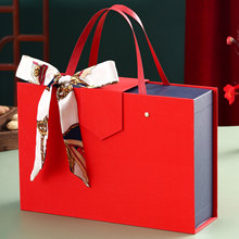 订婚礼品盒批发高质量红色手提盒美容院翻盖盒伴娘伴手礼礼盒现货