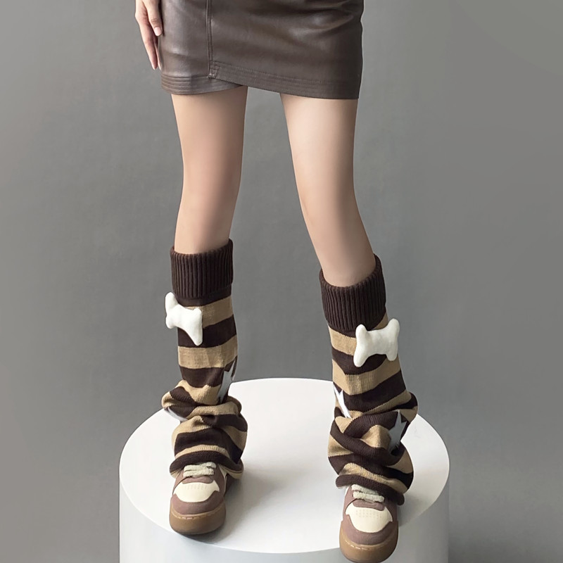 辣妹甜酷阔腿袜套y2k星星元素毛绒狗骨头朋克亚文化显瘦jk腿套女