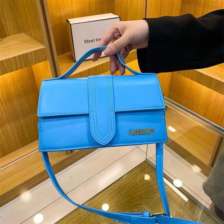 Foreign Trade Trendy Women's Bags Shoulder Messenger Bag Special-Interest Design Fashion All-Match Solid Color Portable Underarm Bag in Stock Wholesale