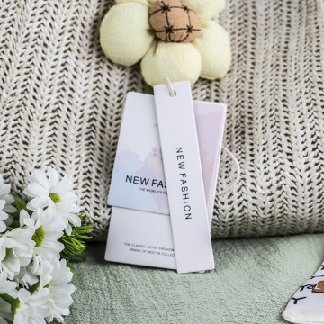 服装时尚高档吊牌定 制原创防伪logo通用女装商标设计挂牌