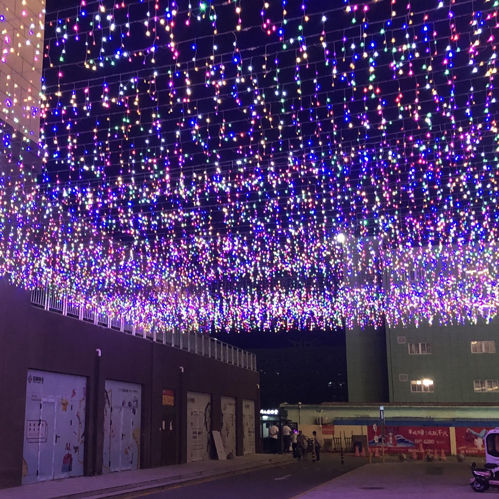 瀑布灯室外小彩灯带窗帘流水满天星游乐园挂树上的过道灯灯珠串