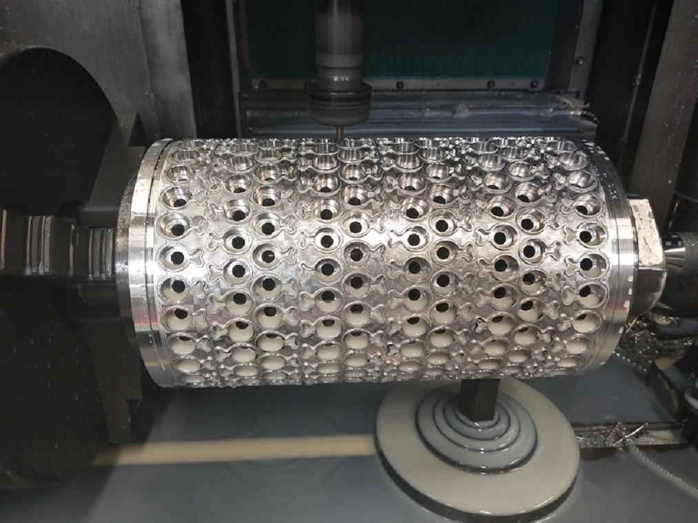 全自动软胶囊压丸机 胶囊机 软胶囊设备 液体钙成型机 鱼肝油机