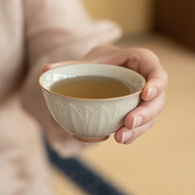 陶瓷家用茶杯功夫茶具品茗杯浮雕喝茶品杯新中式茶具莲瓣杯敞口杯
