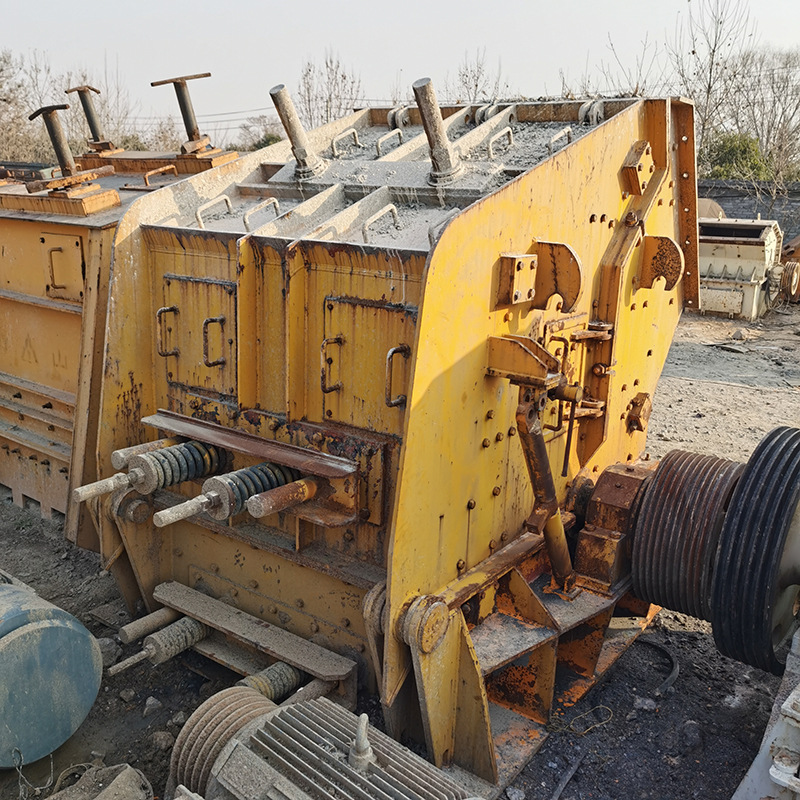 供应二手上海建设路桥1315反击破 二手时产100吨反击破碎机线