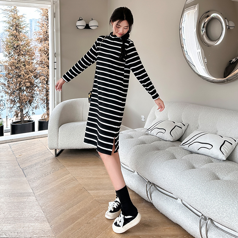 2024春秋季新款法式胖妹妹气质显瘦长裙小个子简约条纹开叉连衣裙