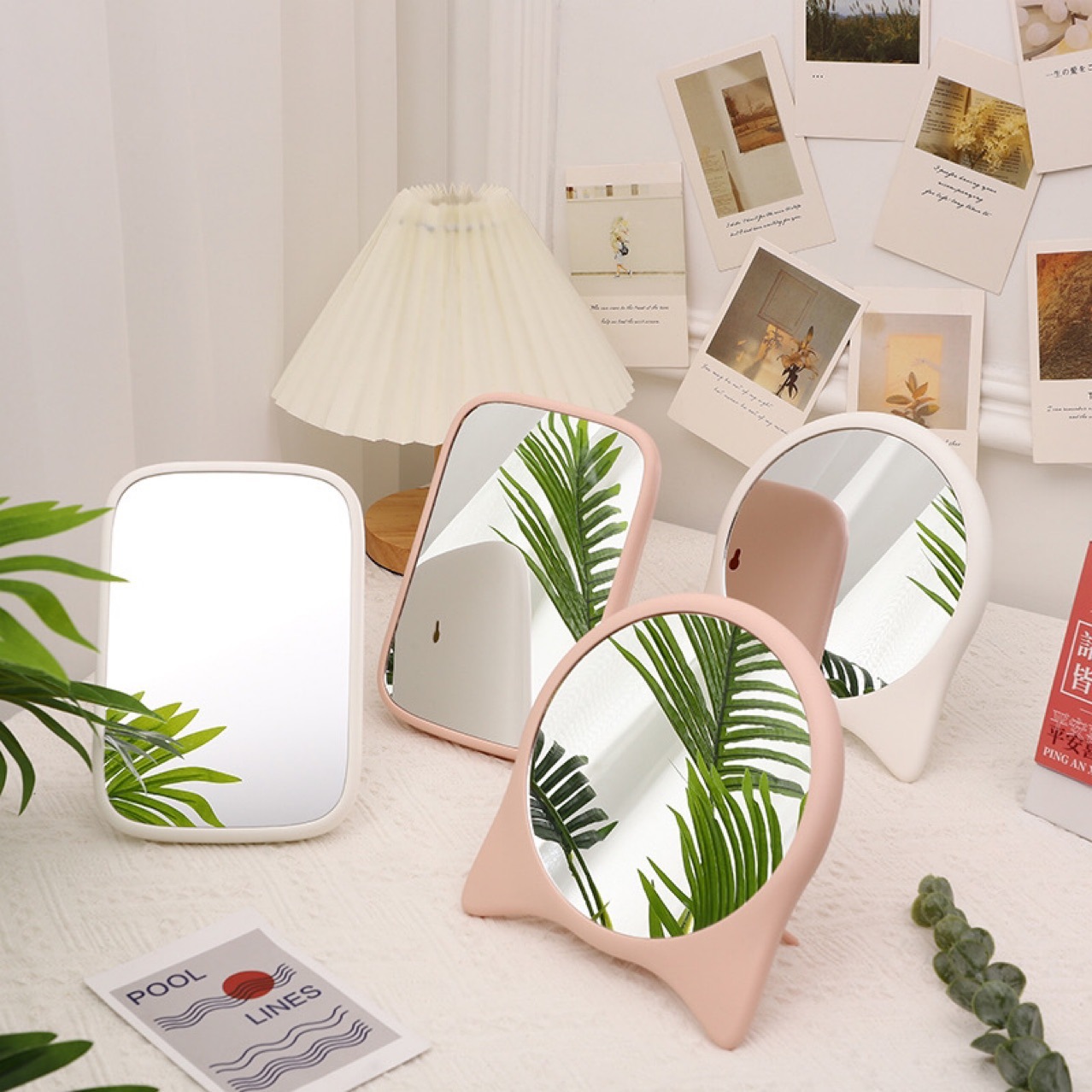 Cute Mirror Household Small Office Portable Student Dormitory Desktop Desktop Makeup Mirror Girl Heart Dressing Mirror