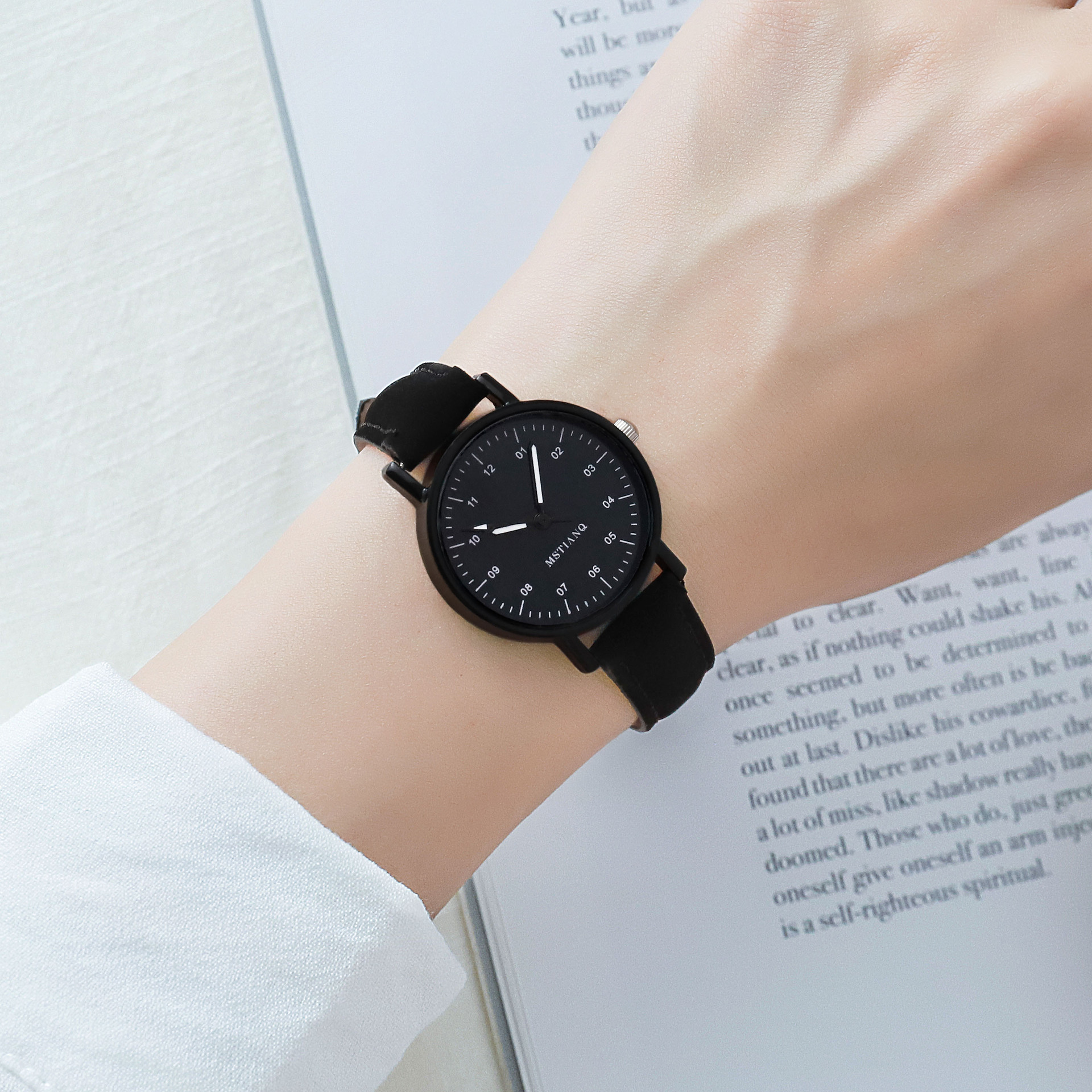 复古风森系手表女气质韩版简约休闲初中学生少女闺蜜ins女生手表