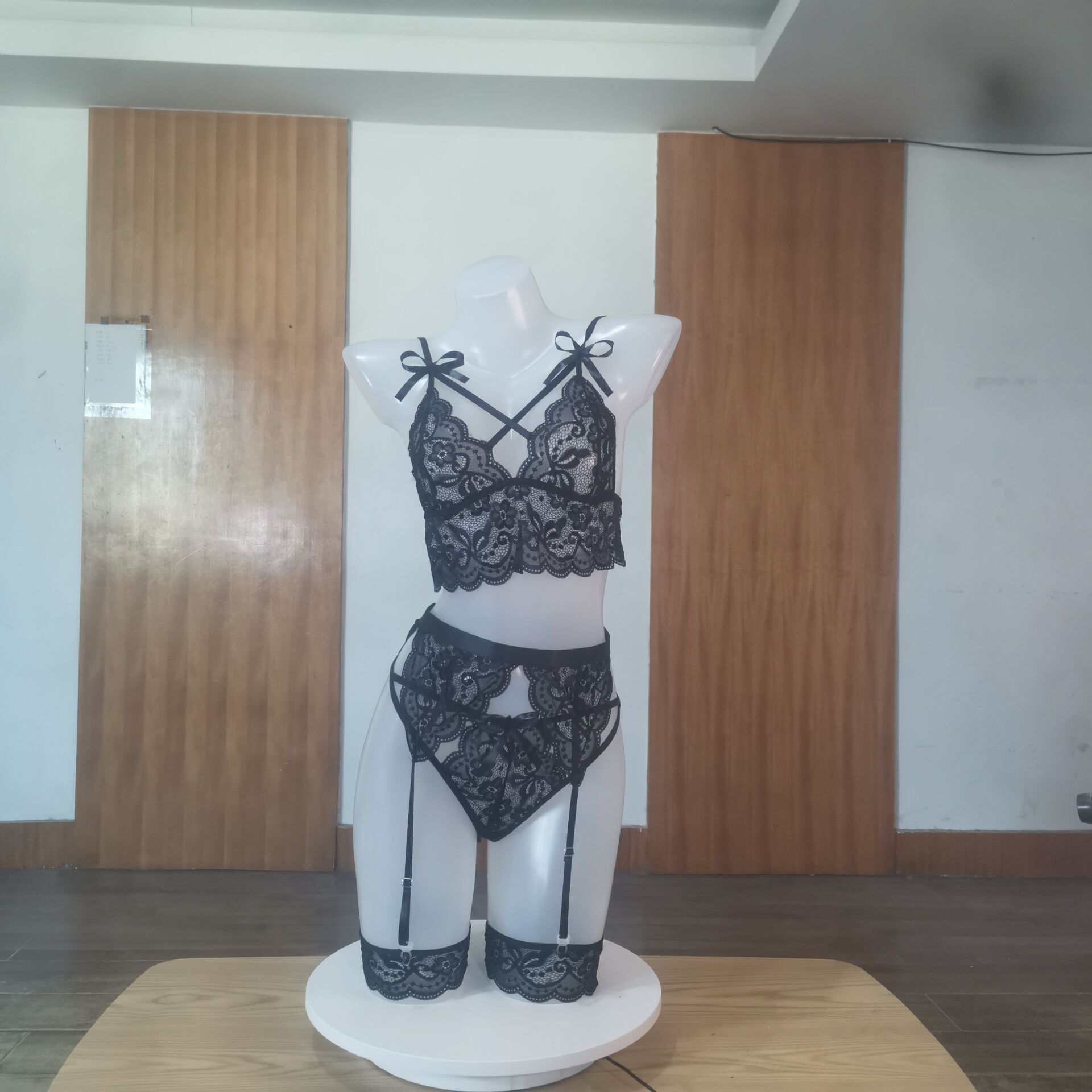 外贸欧美新款情趣内衣亚马逊性感透明蕾丝多色分体诱惑套装批发