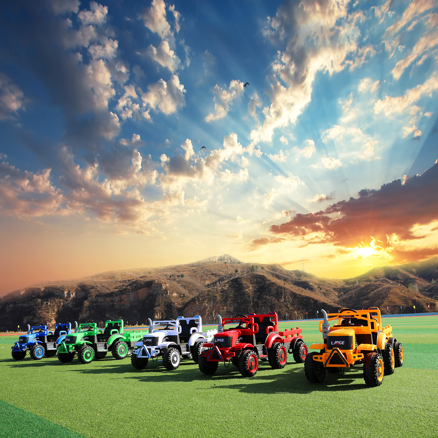 儿童电动四轮拖拉机男孩越野车可坐人宝宝玩具车可骑可遥控越野车