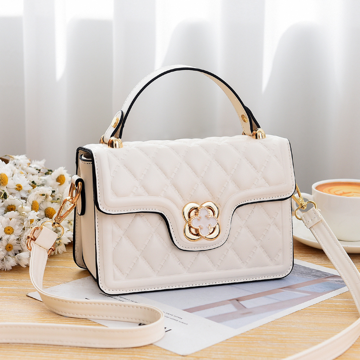 女包2020新款韩版包包女韩版定型淘宝女包斜挎单肩手提包一件代发