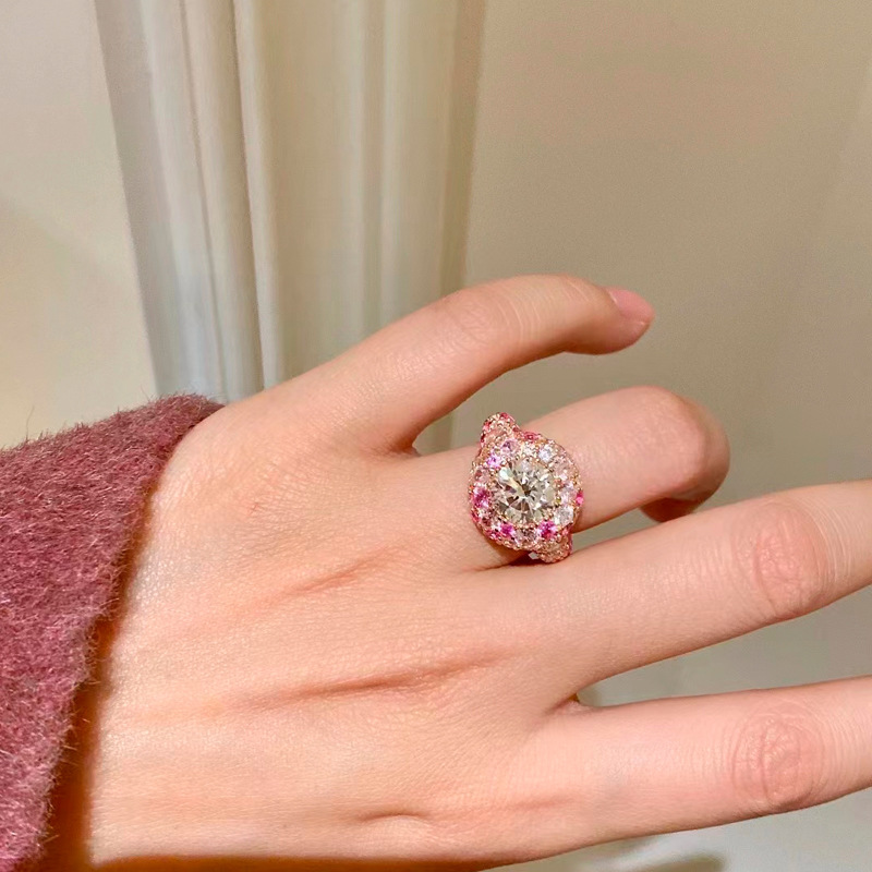 鸡尾酒钻戒女纯银人造钻石粉钻围镶满钻戒指小众设计糖果彩宝手饰