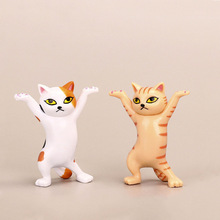 抖音同款妖娆猫笔架摆件跳舞猫卡通小猫咪玩具网红公仔举手托举猫