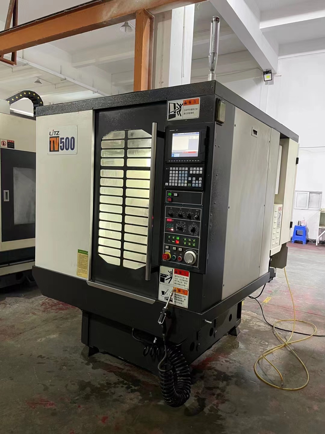 转让台湾丽驰t5钻攻机二手数控机床cnc二手钻攻中心机床设备cnc