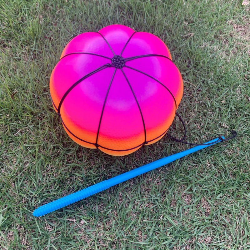 南瓜球厂家批发发光彩虹甩甩广场中老年儿童健身手提甩玩具独立站