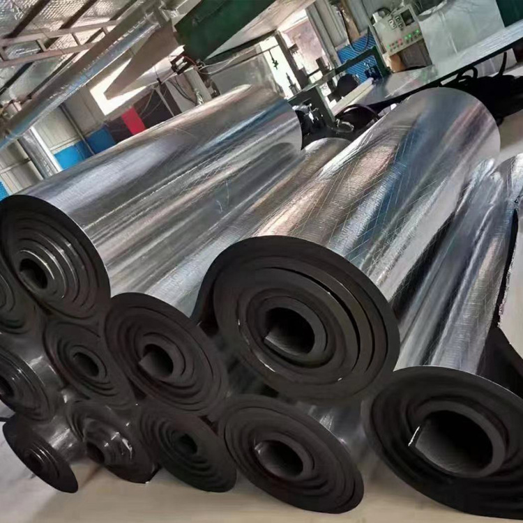 批发铝箔自粘橡塑板空调管道b1级隔热橡塑海绵板不干胶橡塑保温板