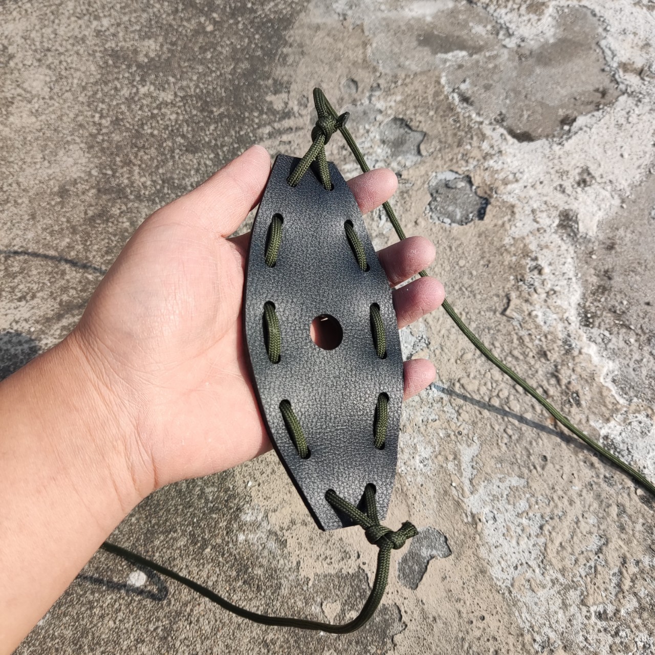 投石索原始远古时代复古户外抛石索甩石鞭手工制作飞石索趣味玩具