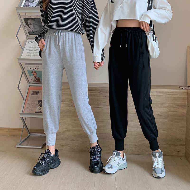 秋冬学生灰色运动裤女小个子运动弹力直筒女裤新款黑色休闲卫裤女