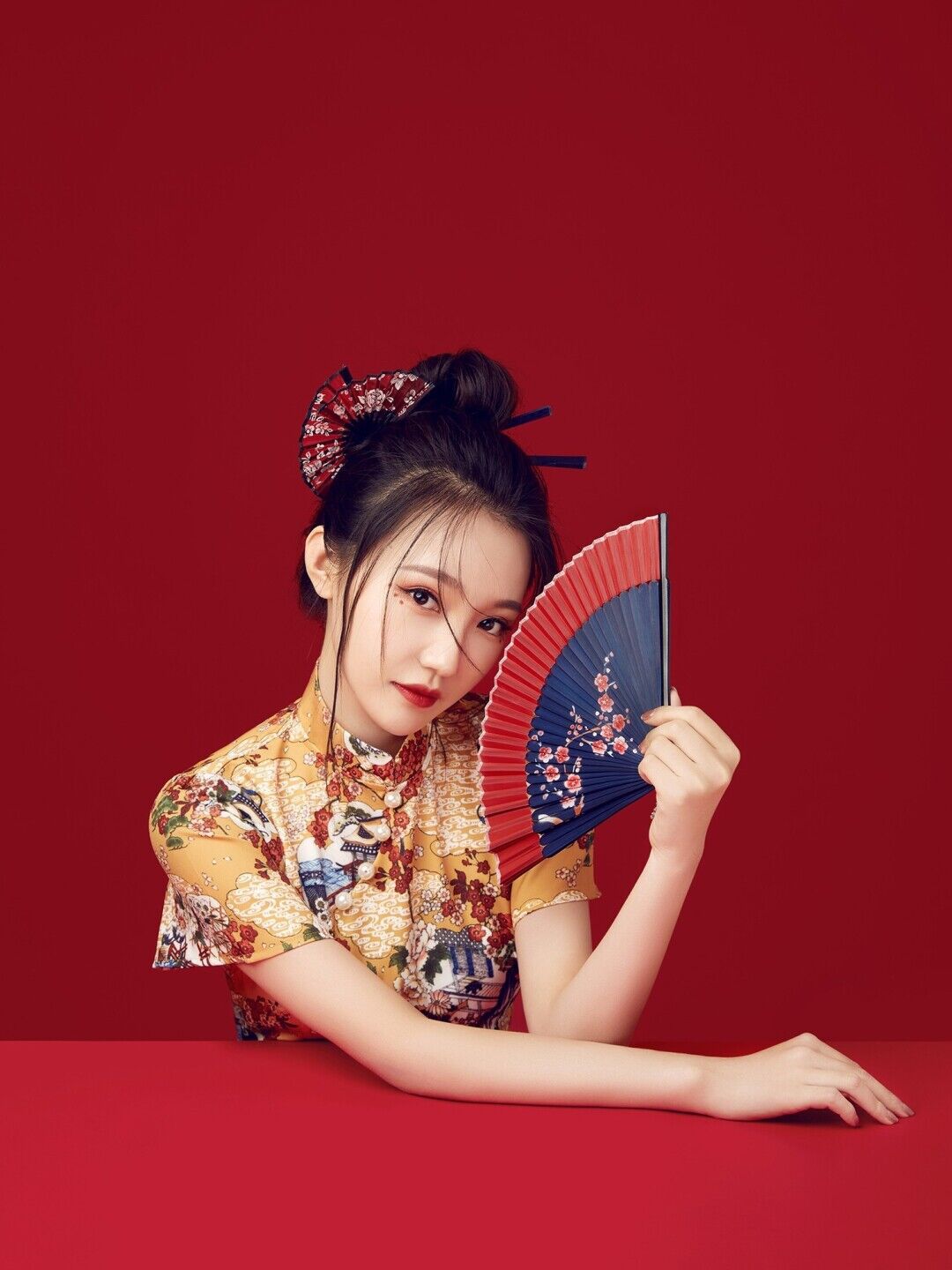 影楼写真旗袍主题服装摄影艺术照新年照文艺复古修身开叉旗袍服装