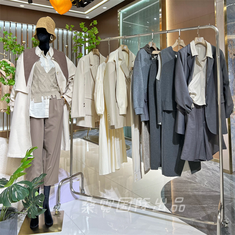 品牌撤柜女装噢姆系列秋冬新款衣服杂款库存清仓走份批发广州货源