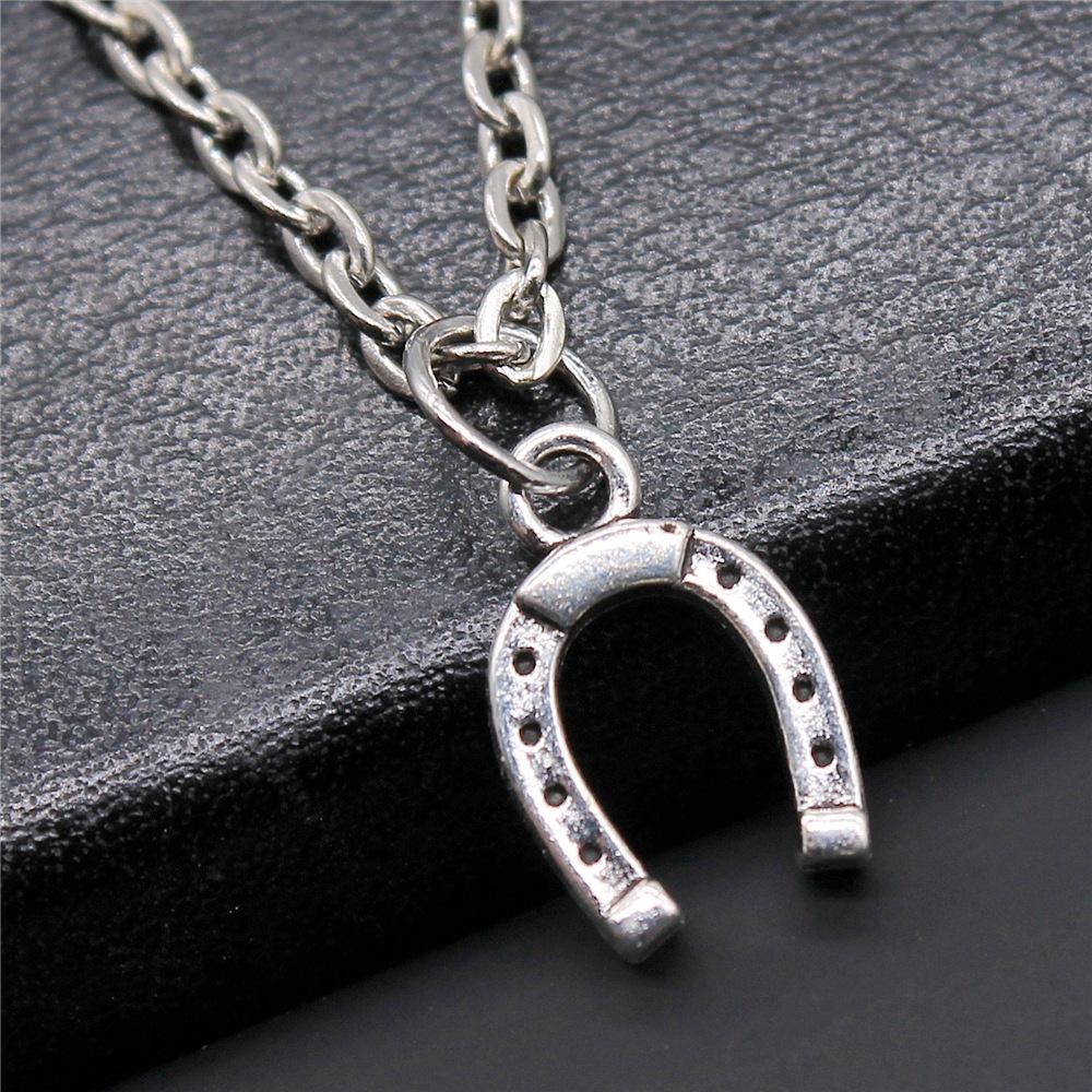 马蹄铁吊坠项链复古合金饰品外贸跨境欧美流行厂家直销