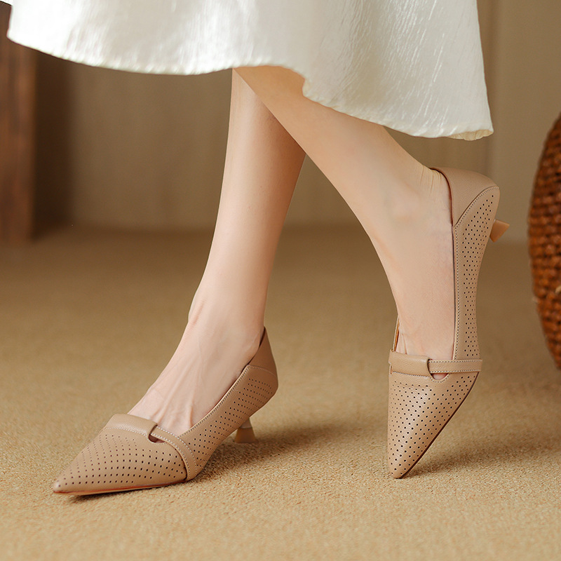 两穿~羊皮时装鞋女尖头时髦浅口单鞋纯色ol职业通勤酒杯跟洞洞鞋