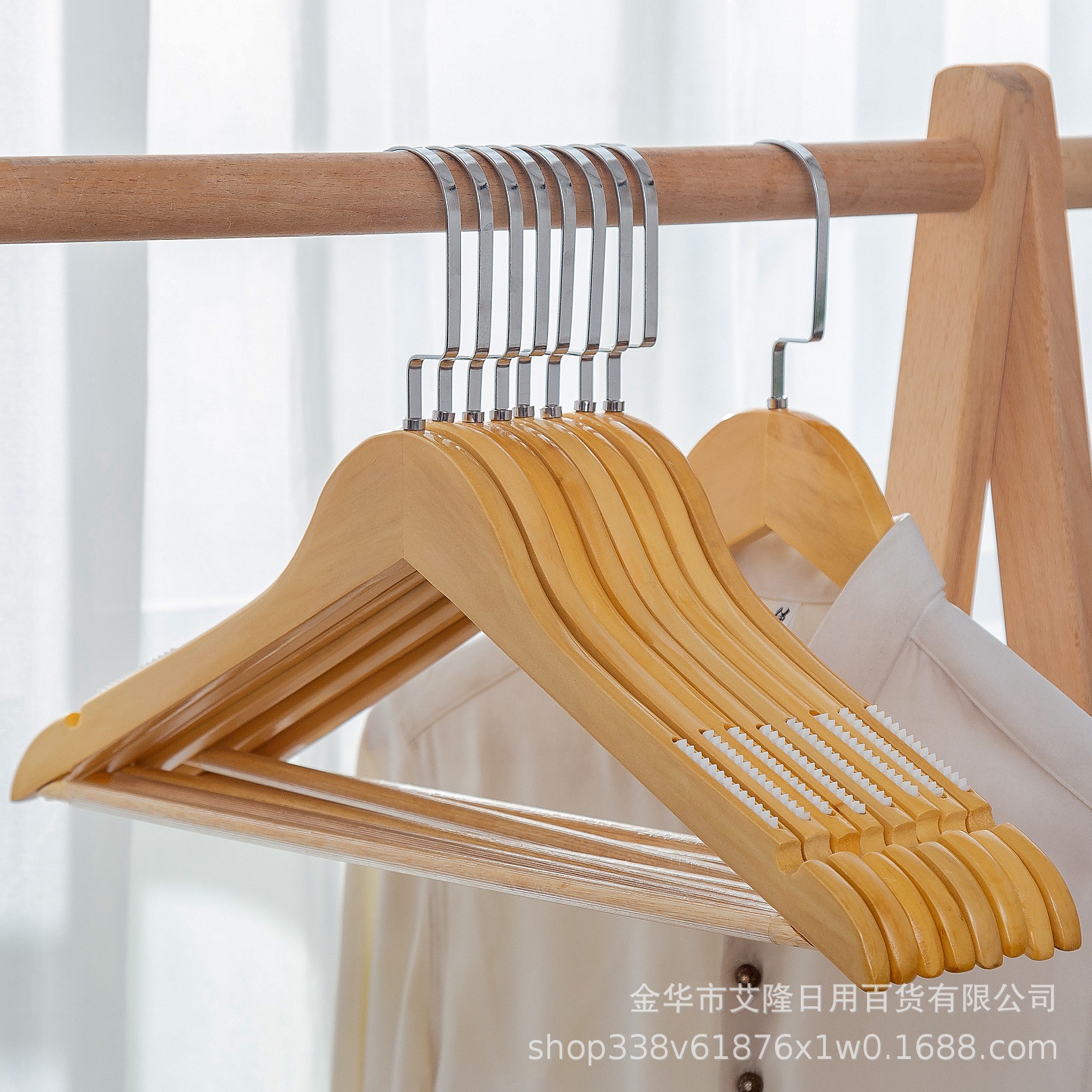 Non-Marking Clothes Hanging Clothes Hanger Wooden Clothes Hanger Clothing Store Hanger Clothes Hanger Solid Wood Non-Slip Wooden Hanger Wholesale