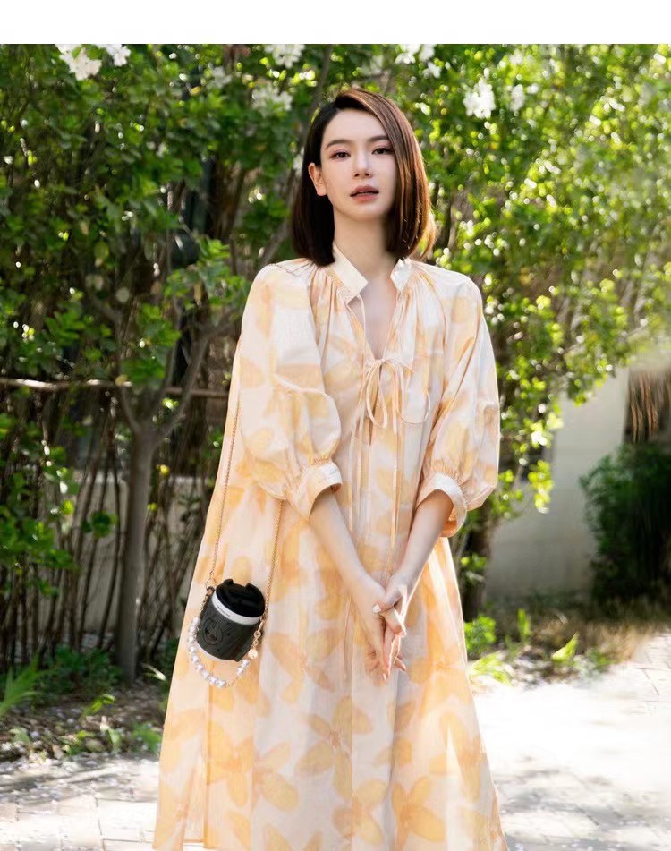 明星同款p系列花卉宽松连衣裙22夏新款小众设计感韩版碎花相似店铺>