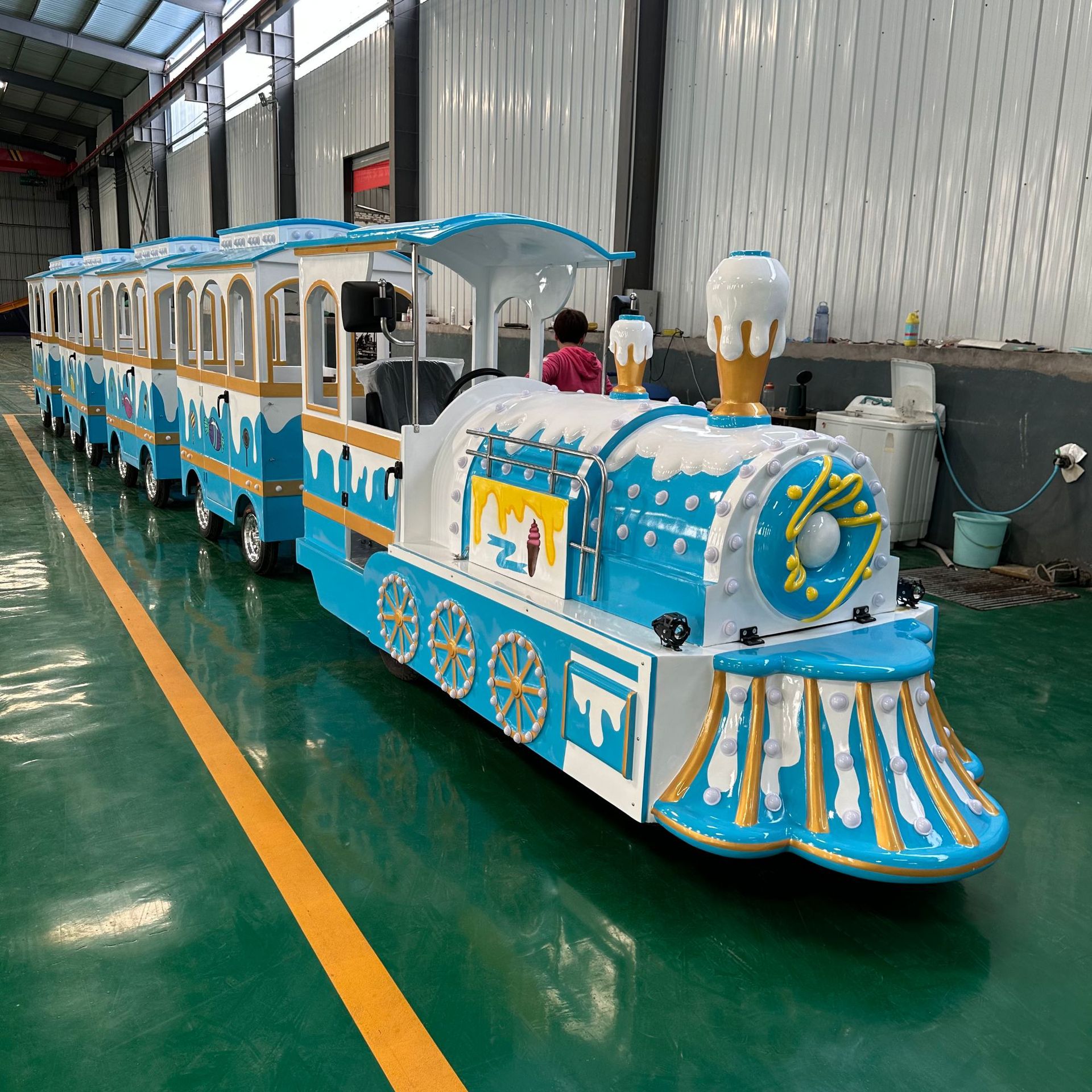 景区小火车游乐设备户外大型游乐场商场公园广场网红载人观光火车