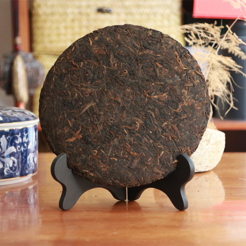 云南茶叶熟茶饼普洱茶勐海布朗山老茶熟普沉香普洱熟茶饼357g批发