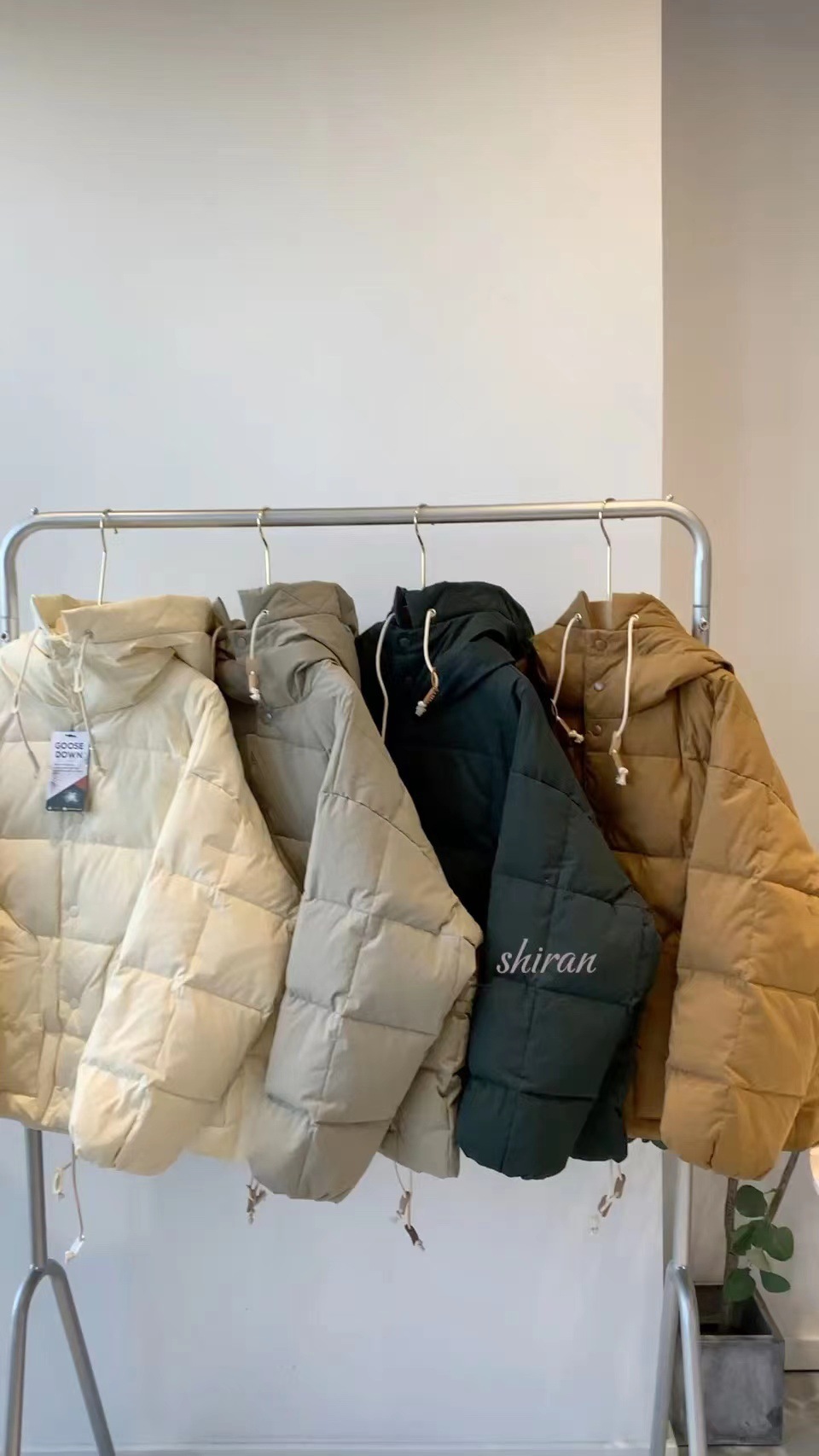 现货~egg韩国东大门中国工厂直发宽松休闲连帽羽绒服小个子短款纯