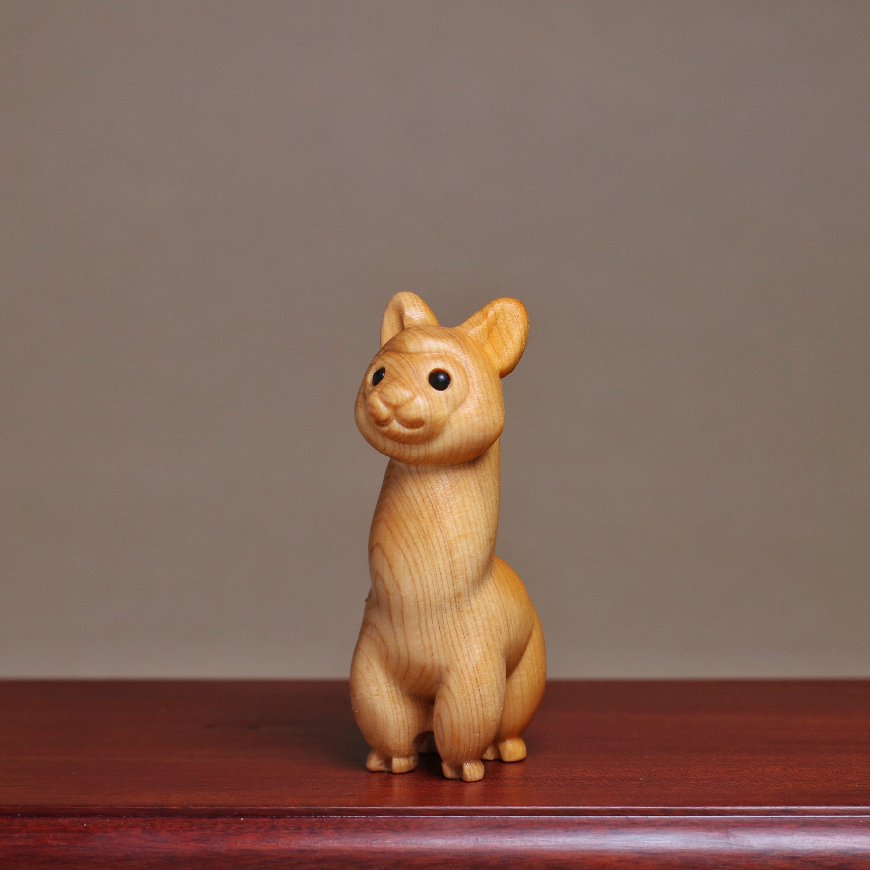 崖柏创意木雕小动物儿童可爱羊驼送礼文玩摆件工艺品礼品手把件羊