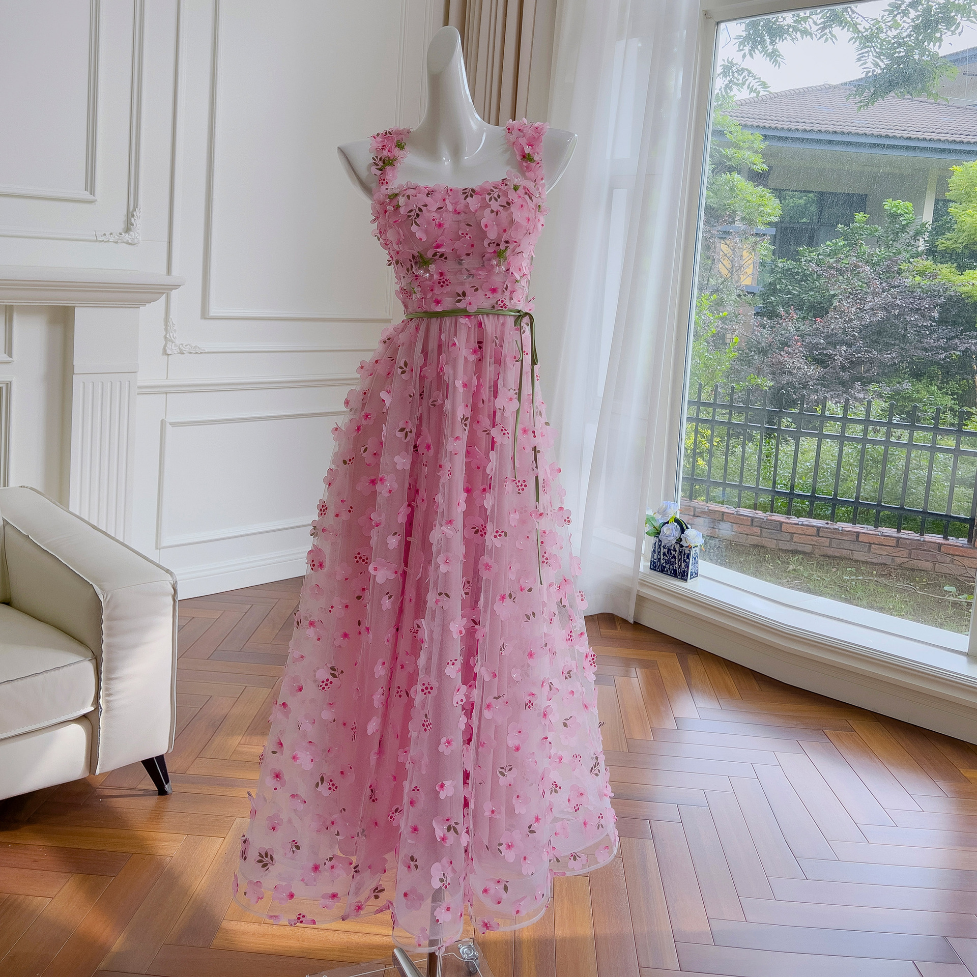 夏日度假花朵吊带长裙收腰系带显瘦a字礼服连衣裙女约会可穿68167