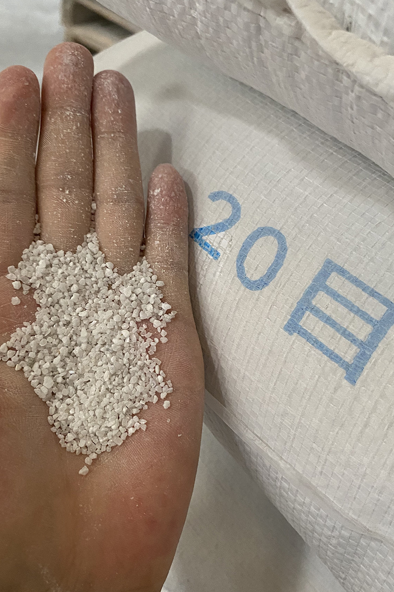 广西白沙 石英沙石 雪花白 80-120目质感圆砂 彩砂 精白沙 涂料砂