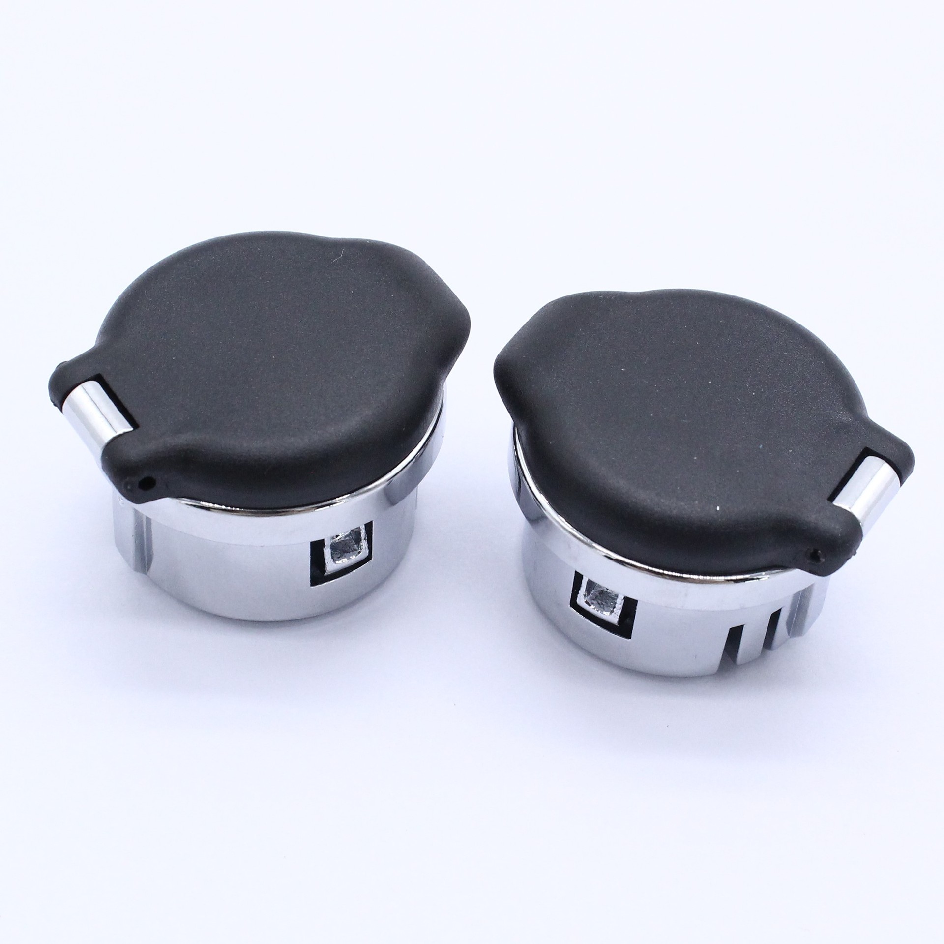 跨境专供 2只装适用雪佛兰12v电源插座盖帽点烟器防尘盖20983936