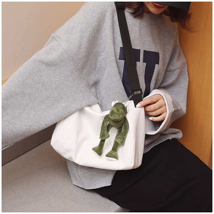 Korean Style Student Canvas Crossbody Bag 2022 New Casual Versatile Wide-Strap Shoulder Bag Large Capacity Women Bags Crossbody Bag