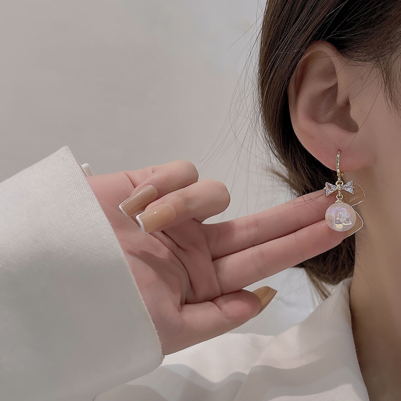 Mermaid Pearl Stud Earrings for Women Niche Design Advanced Unique Ear Button Earrings 2022new Fashion Earrings