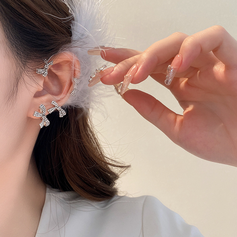 Super Fairy High-Grade Diamond Bow Feather Earrings Niche Fashion Design Earrings Personalized Earrings Wholesale Female