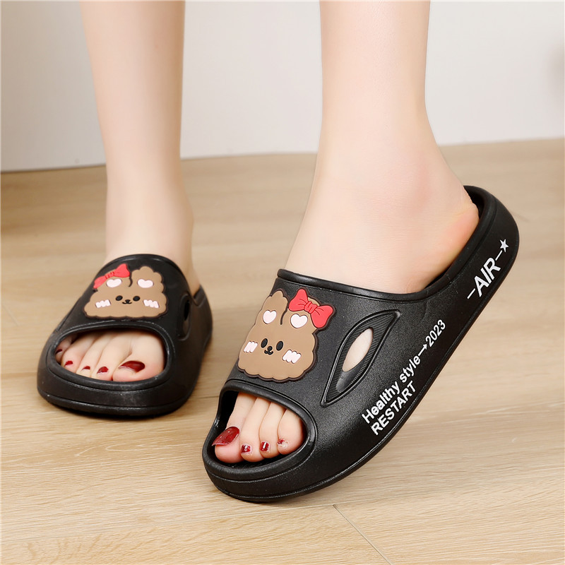 2023 New Cute Slippers Women's Summer Outdoor Wear Indoor Home Non-Slip Soft Platform Ladies' Sandals Shit Feeling