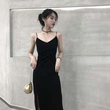 2024年新款修身长裙法式赫本风辣妹性感开叉黑色吊带连衣裙子女夏