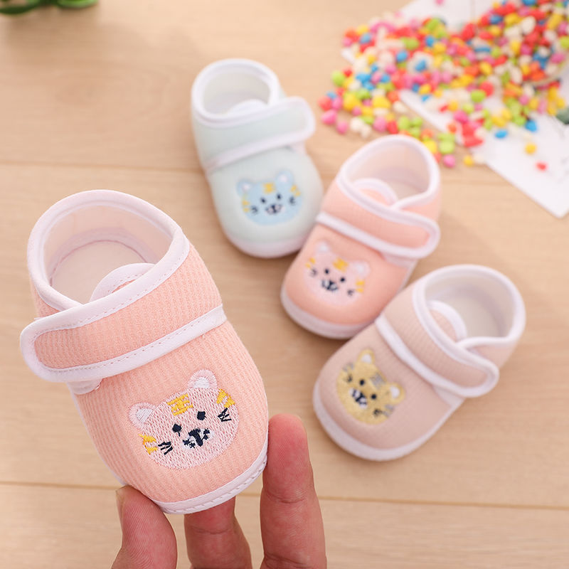 Baby Toddler Socks Spring and Autumn Men's and Women's Baby Shoes Non-Slip Soft Bottom Toddler Shoes Cloth Shoes Tendon Bottom Baby Shoes Tiger Year