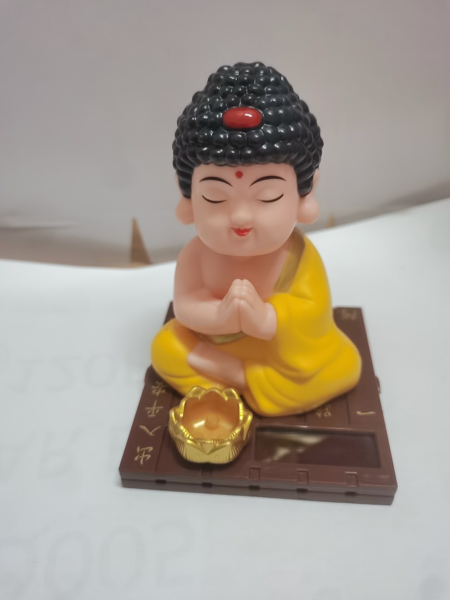 Solar Shaking Head Buddha Car Decoration Car Interior Ornaments Bobble Head Doll Home Decoration Decoration