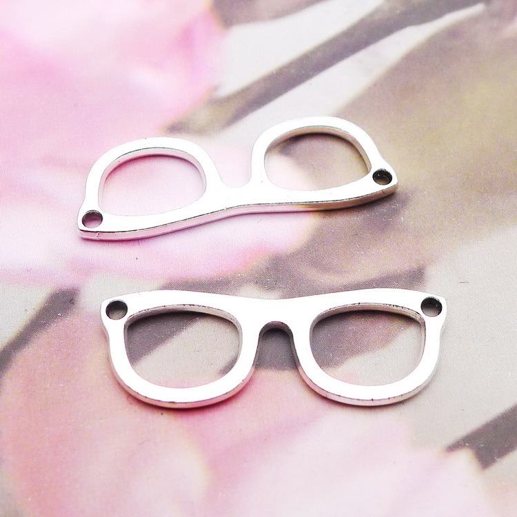 ly1185  10*29mm合金古银眼镜框吊挂件饰品配件200个/包1.1克