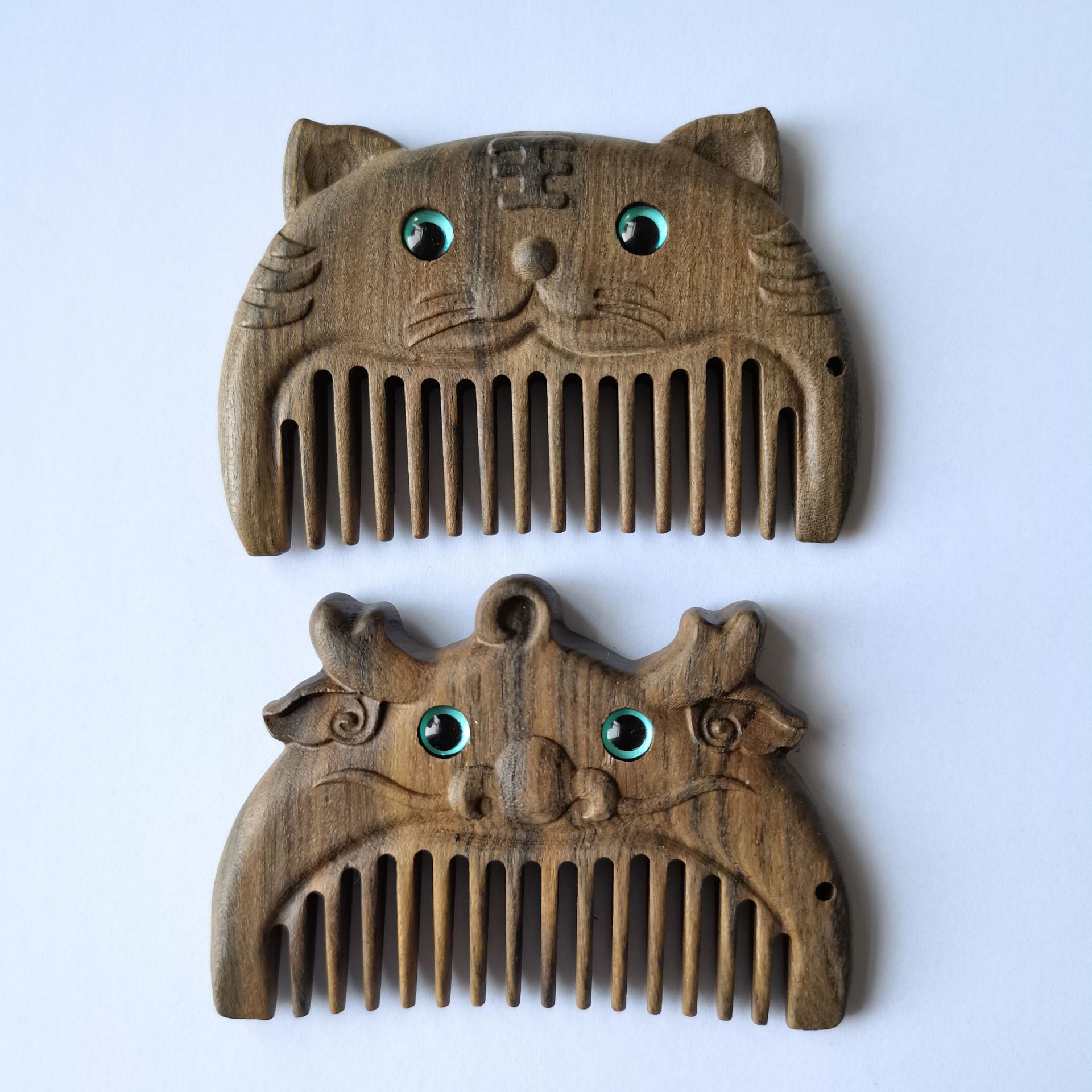 沉贵宝十二生肖卡通迷你梳 绿檀动物小梳子 单面雕花细齿木梳