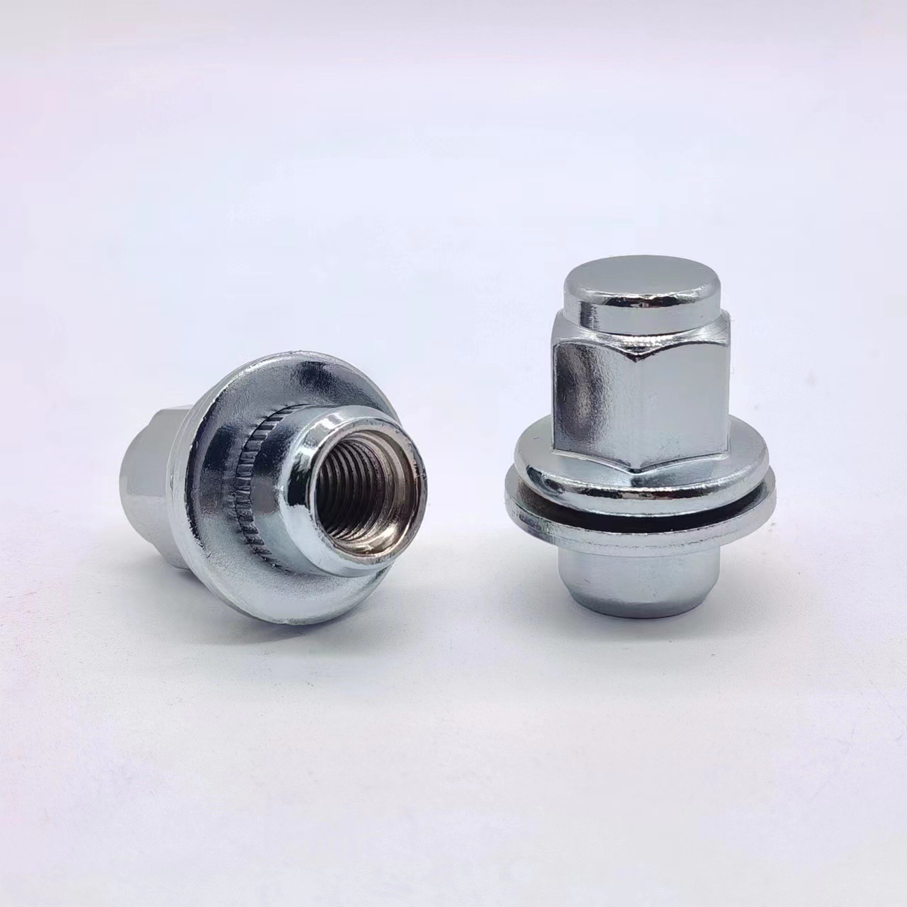 5螺母总长:38mm六角对边:19mm适用车型:捷豹轮胎螺丝xe/xe