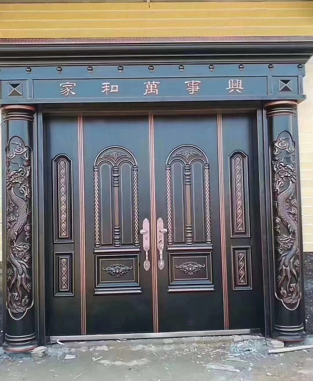 高端锌合金拼接吉祥纹刷金非标门双开防盗门别墅客厅进户门甲级门