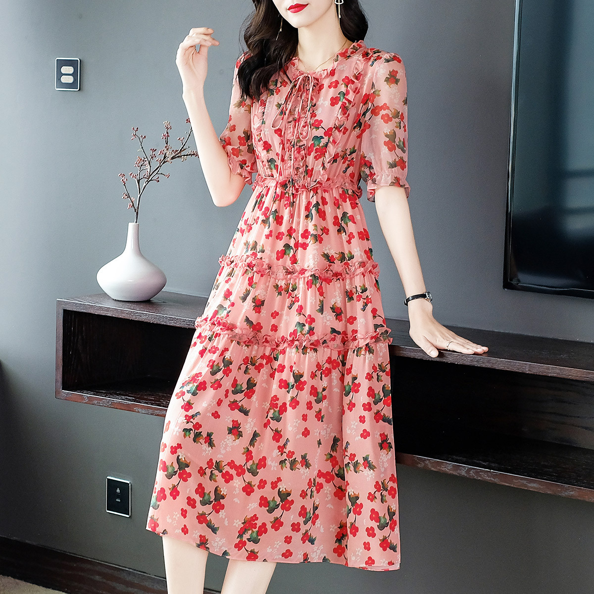 2022女装桑蚕丝裙子印花真丝连衣裙69210名媛春款连衣裙